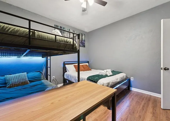 Appartement 2br 1bath 4 Beds Entire In Bloomfield *